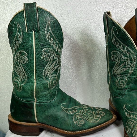 Justin boots SIZE 8 1/2 B - Picture 5 of 17